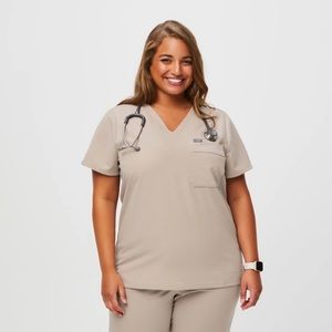 Figs XS BLD Classic Cargo top never worn NWT